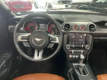 FORD Mustang 2 3l EcoBoost  Premium SHZ LED Kamera