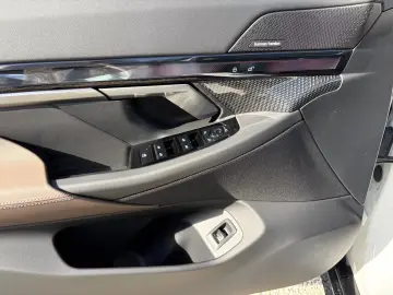 BMW 520 i M Sport Panorama LED Kamera