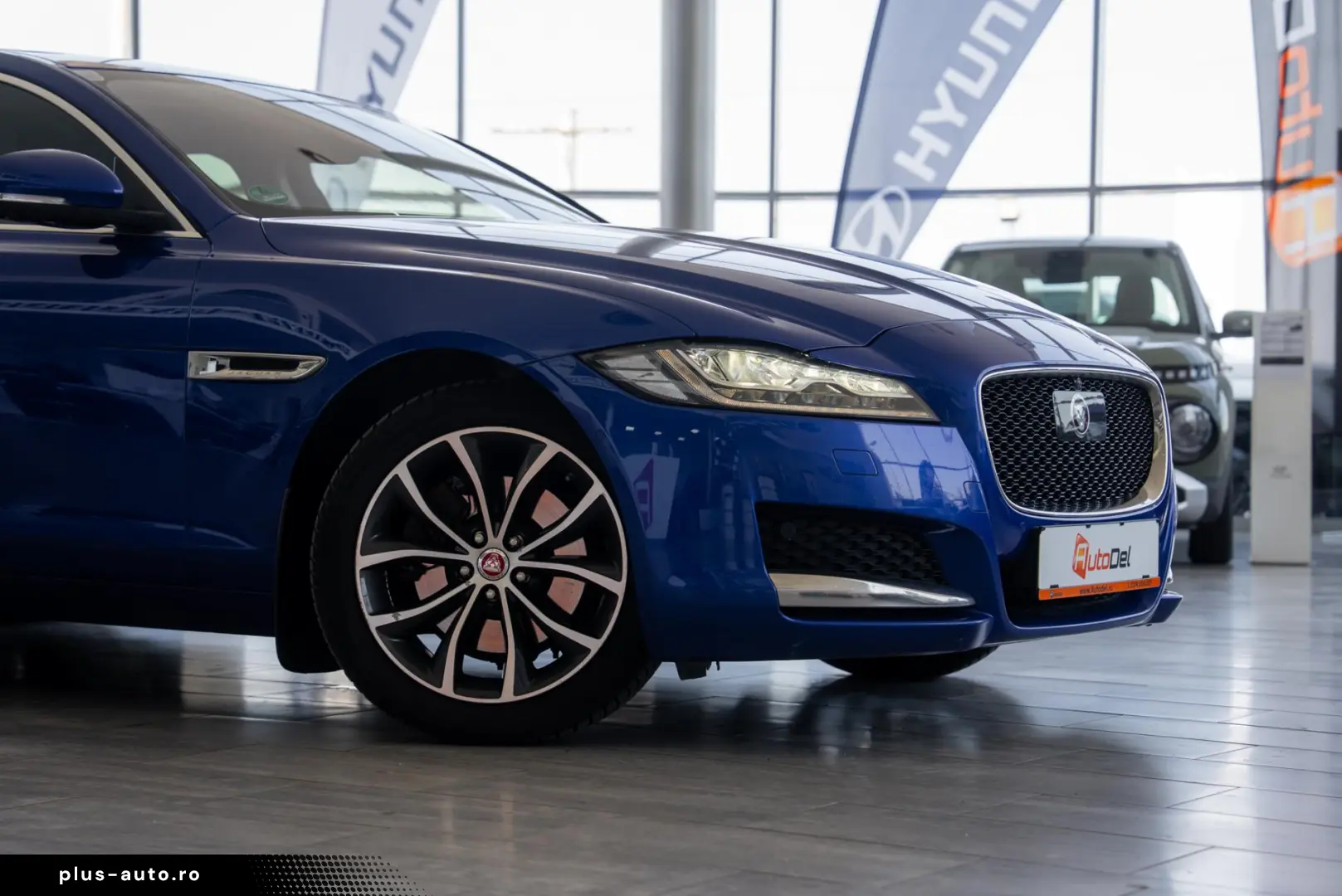 Jaguar XF X260 2.0L ZF