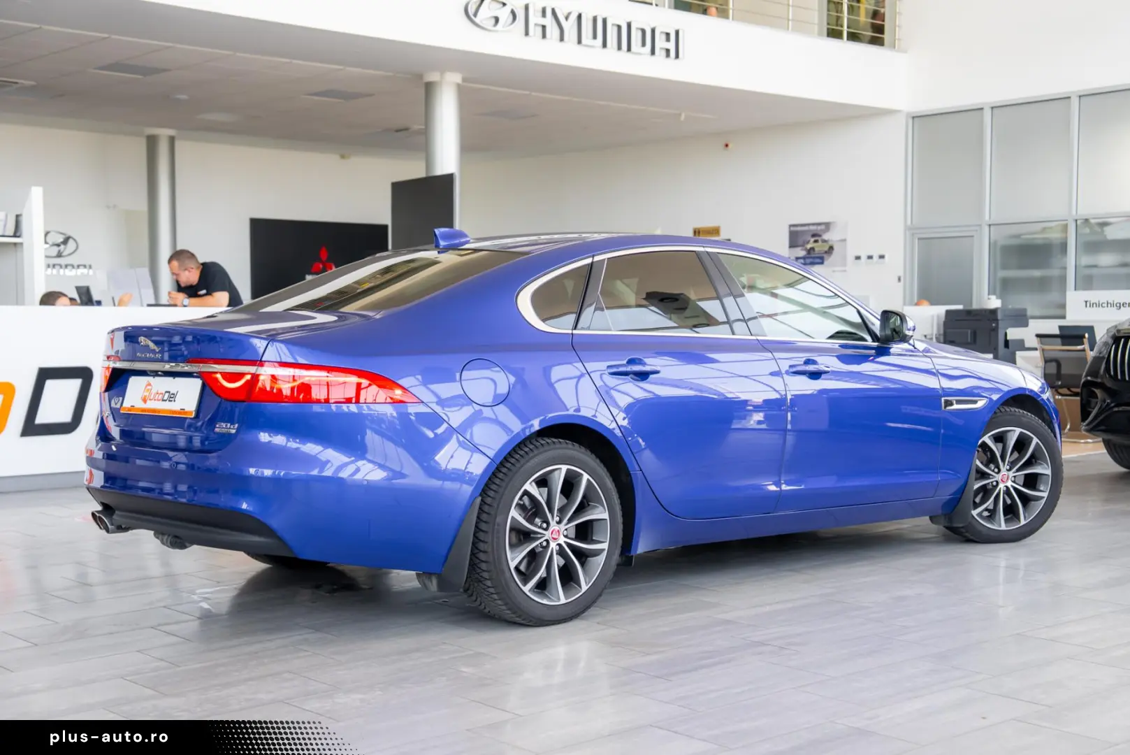 Jaguar XF X260 2.0L ZF