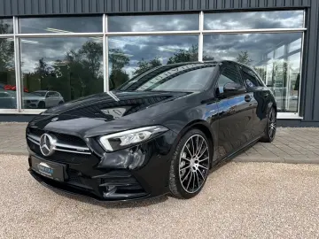 MERCEDES-BENZ A 35 AMG 4Matic Leder LED