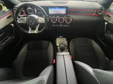MERCEDES-BENZ A 35 AMG 4Matic Leder LED