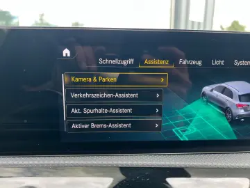 MERCEDES-BENZ A 35 AMG 4Matic Leder LED
