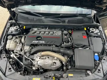 MERCEDES-BENZ A 35 AMG 4Matic Leder LED