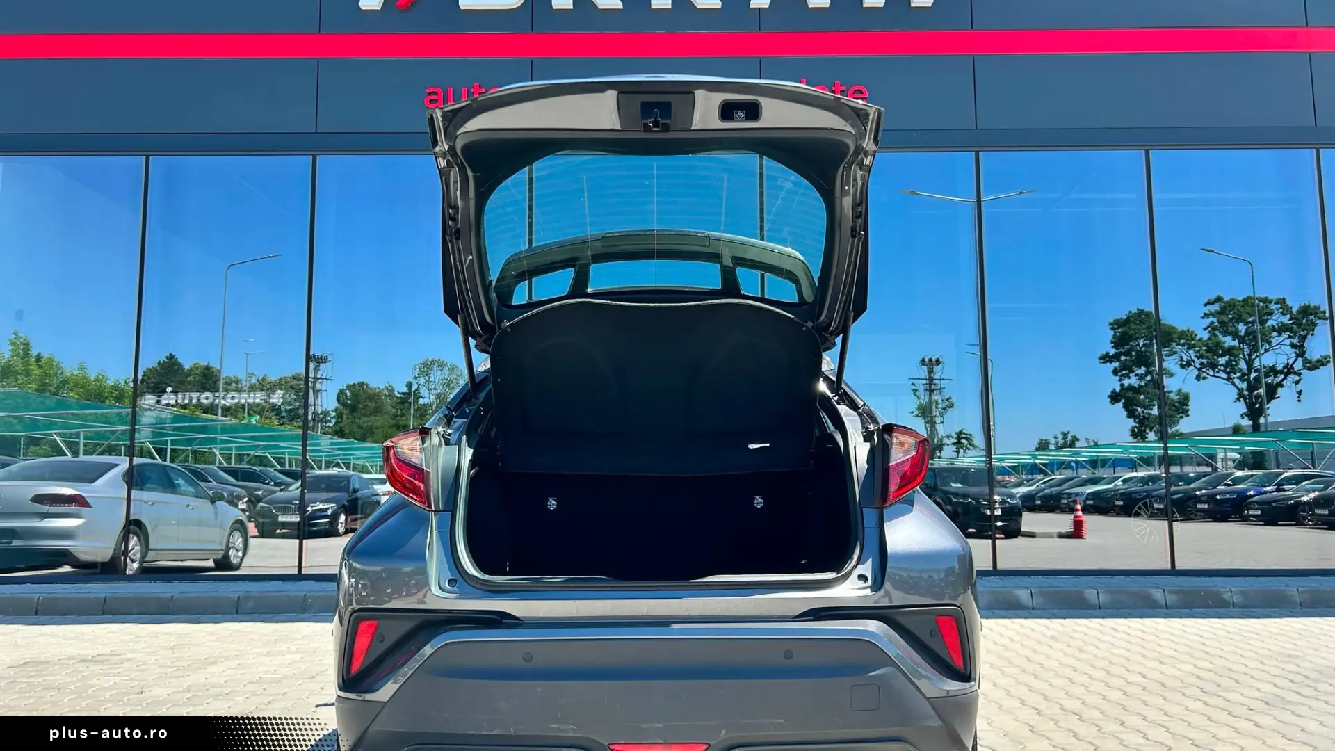 Toyota C-HR 1.8 HSD 122 CP 4x2 CVT C-enter 2023
