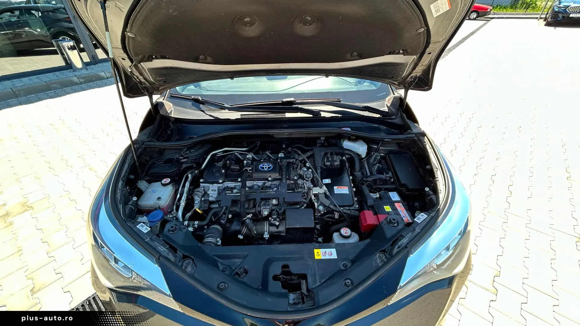 Toyota C-HR 1.8 HSD 122 CP 4x2 CVT C-enter 2023