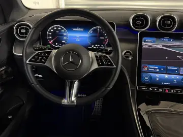MERCEDES-BENZ GLC 300 de 4M Avantgarde AMG-Felge Dig…