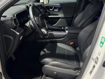 MERCEDES-BENZ GLC 300 de 4M Avantgarde AMG-Felge Dig…