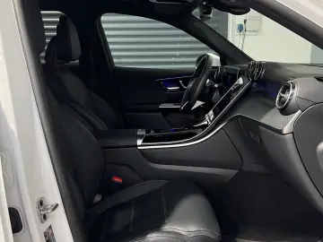MERCEDES-BENZ GLC 300 de 4M Avantgarde AMG-Felge Dig…