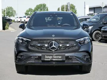 MERCEDES-BENZ GLC 300 e 4M AMG Night Distronic  360