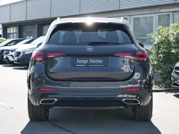 MERCEDES-BENZ GLC 300 e 4M AMG Night Distronic  360
