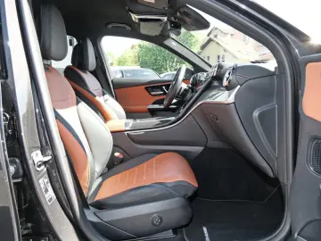 MERCEDES-BENZ GLC 300 e 4M AMG Night Distronic  360