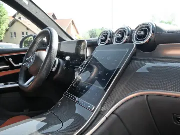 MERCEDES-BENZ GLC 300 e 4M AMG Night Distronic  360