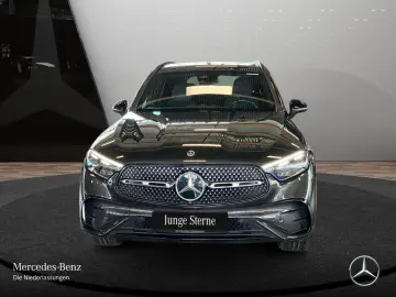 MERCEDES-BENZ GLC 300 e 4M AMG Night DigiLight Kam Pano AHK