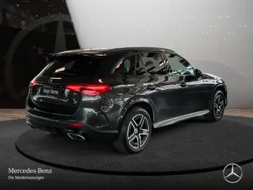 MERCEDES-BENZ GLC 300 e 4M AMG Night DigiLight Kam Pano AHK