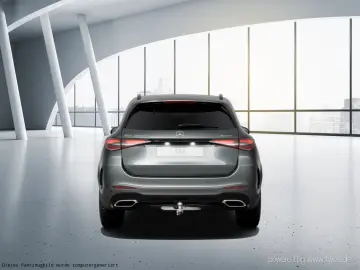 MERCEDES-BENZ GLC 300 de 4M AMG AHK DISTRONIC DIGITAL LIGHT
