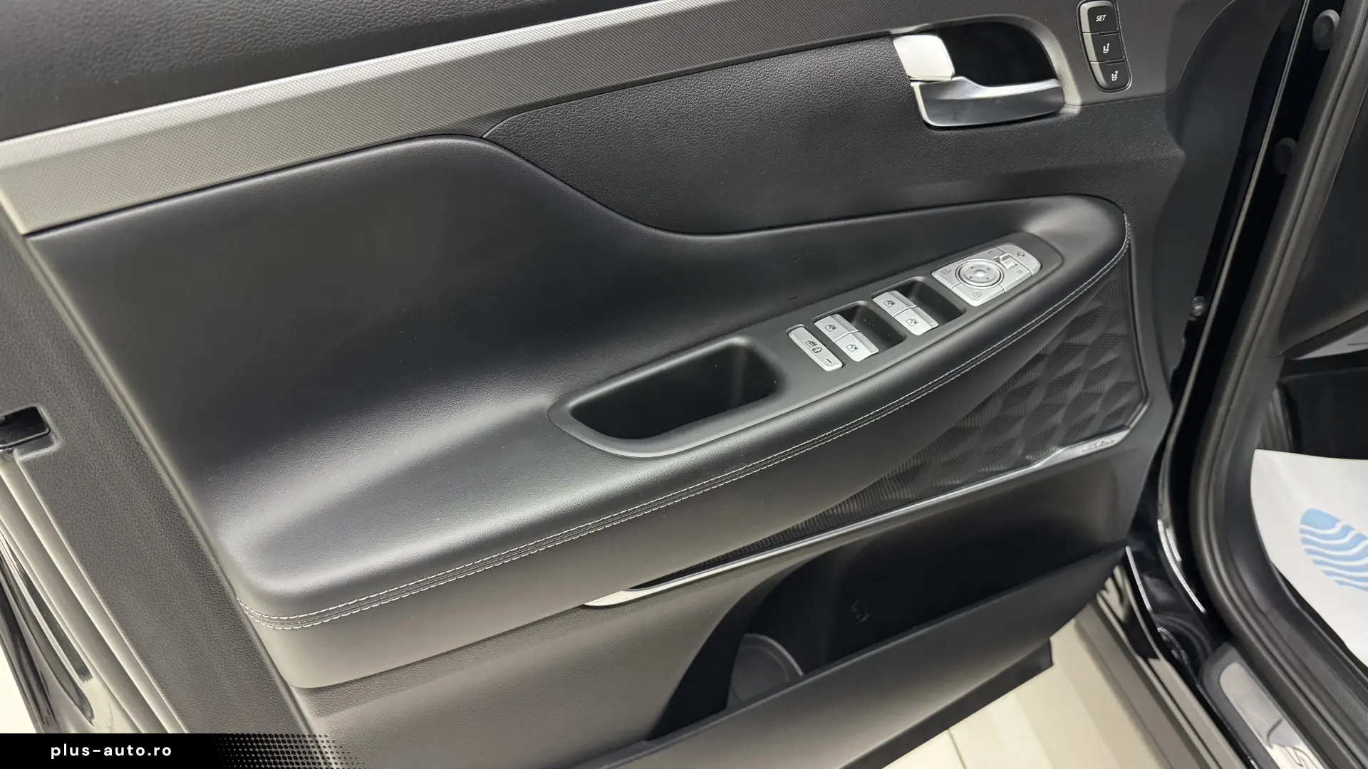 Hyundai SantaFe Plug-in Hybrid 265 CP 4WD Luxury
