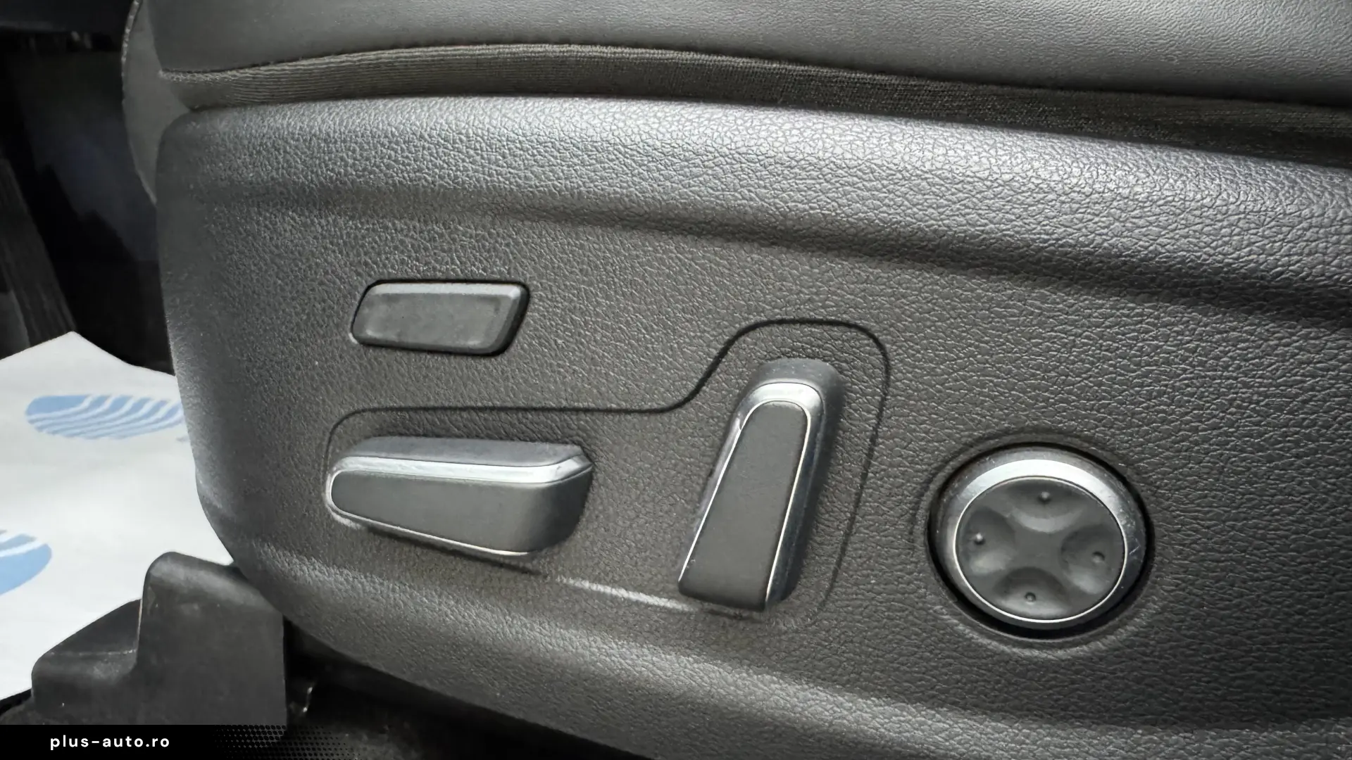 Hyundai SantaFe Plug-in Hybrid 265 CP 4WD Luxury