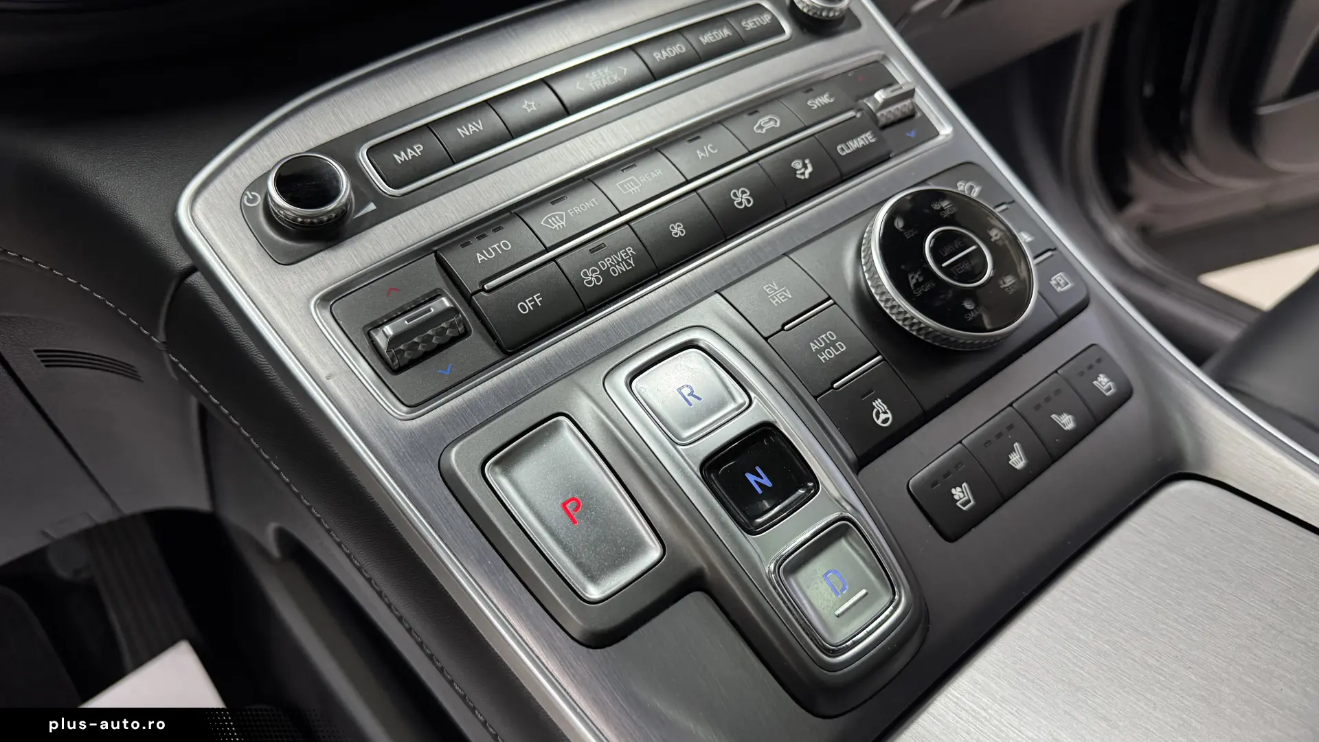 Hyundai SantaFe Plug-in Hybrid 265 CP 4WD Luxury