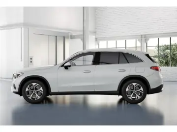MERCEDES-BENZ GLC 300 de 4M AVANTGARDE DIST 360 KAM AHK PANO
