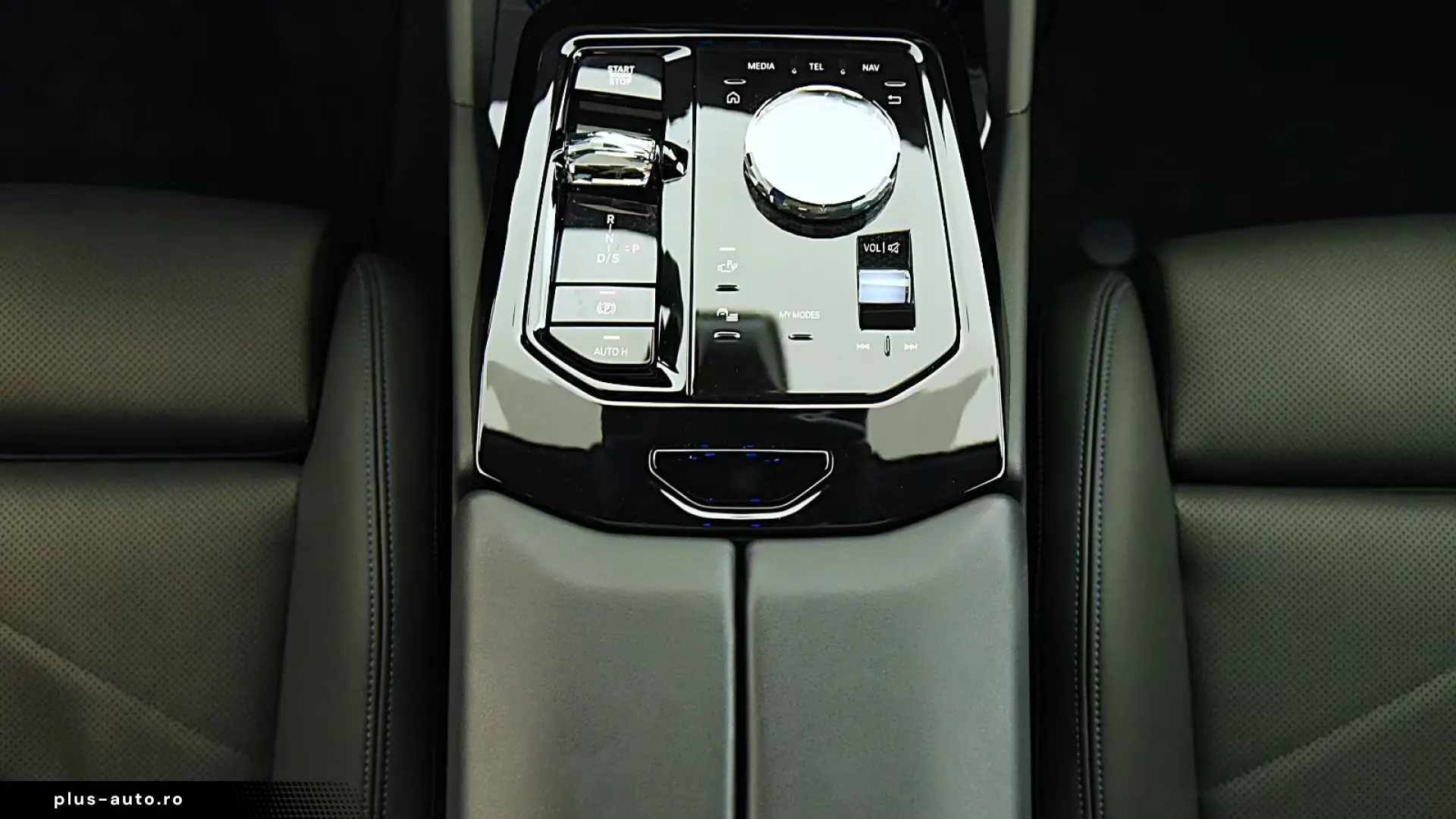 BMW 5 Series 2025 — imagine 11
