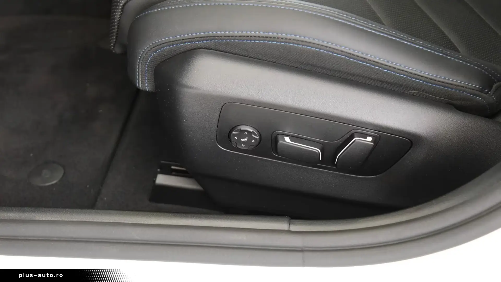 BMW 5 Series 2025 — imagine 12