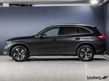 MERCEDES-BENZ GLC 400 e 4M Pano AHK 360