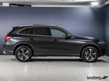 MERCEDES-BENZ GLC 400 e 4M Pano AHK 360