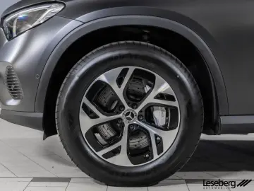 MERCEDES-BENZ GLC 400 e 4M Pano AHK 360