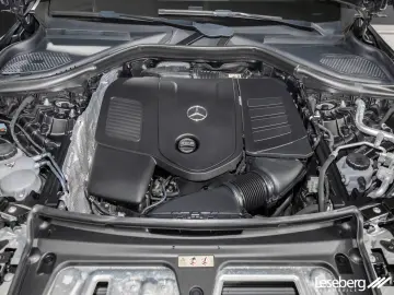 MERCEDES-BENZ GLC 400 e 4M Pano AHK 360