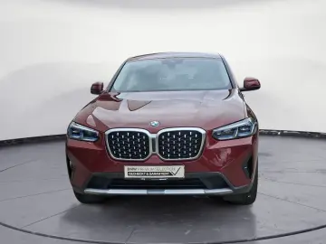 BMW X4 xDrive20i AT Navi Bluetooth PDC MP3 Schn. Hea
