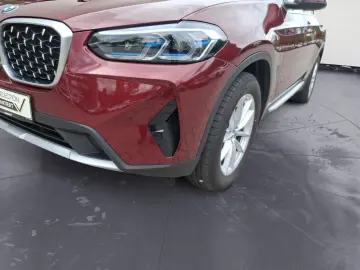 BMW X4 xDrive20i AT Navi Bluetooth PDC MP3 Schn. Hea
