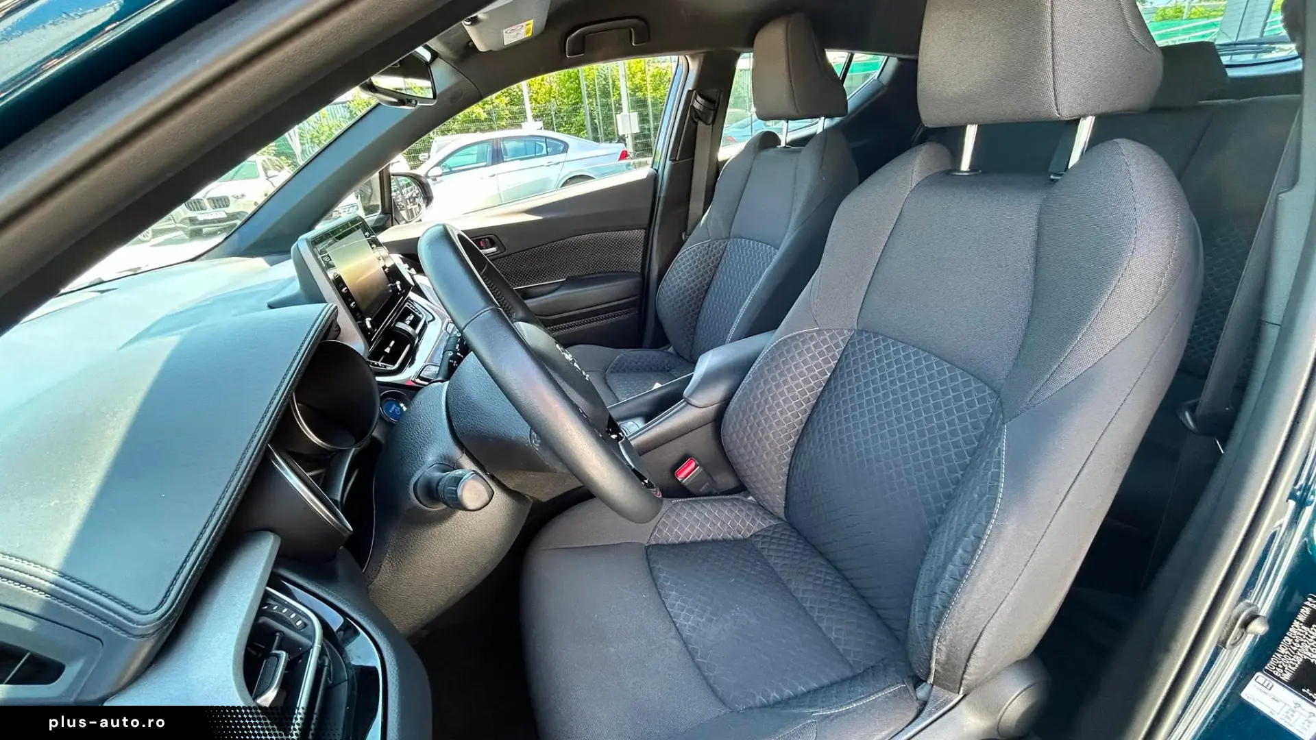 Toyota C-HR 1.8 HSD 122 CP 4x2 CVT C-enter 2023