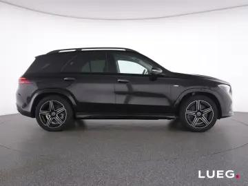 MERCEDES-BENZ GLE 350 de 4M AMG MBeam