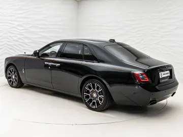 Rolls-Royce Ghost Black Badge Shooting Star Rear TV