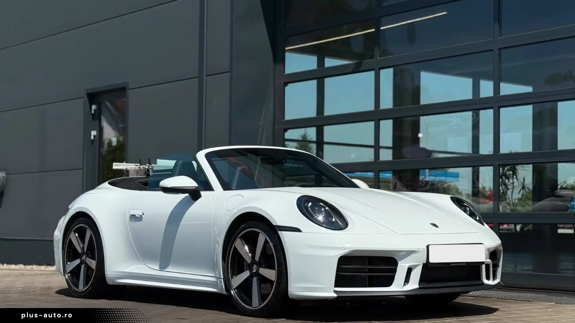 PORSCHE 911 2024