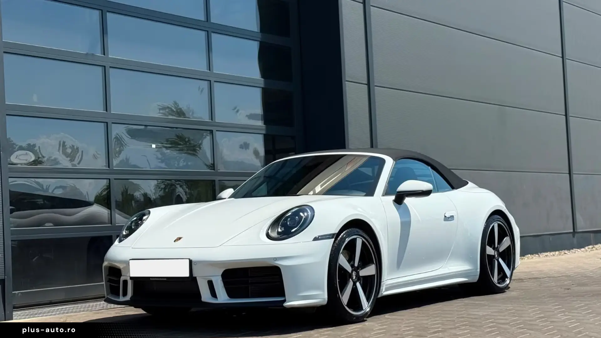 PORSCHE 911 2024 — imagine 3