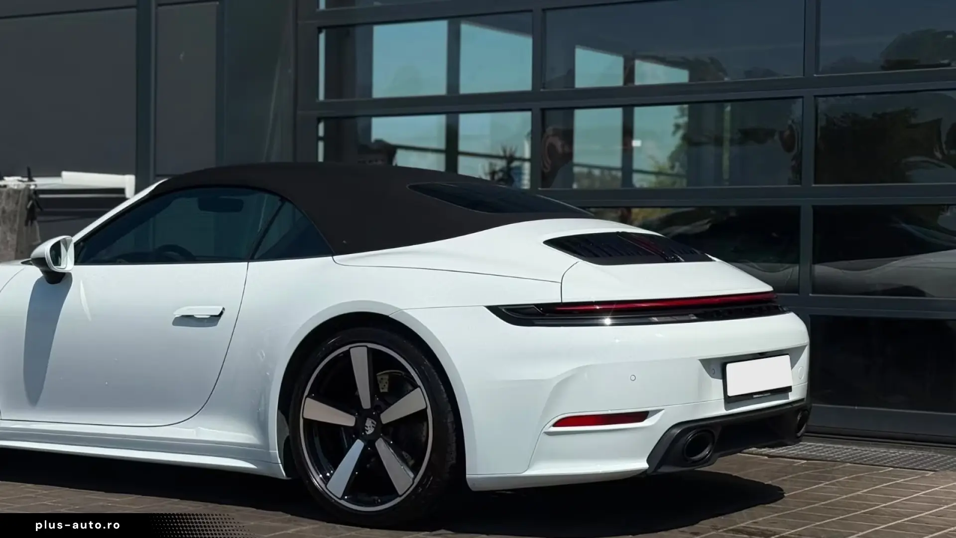 PORSCHE 911 2024 — imagine 8