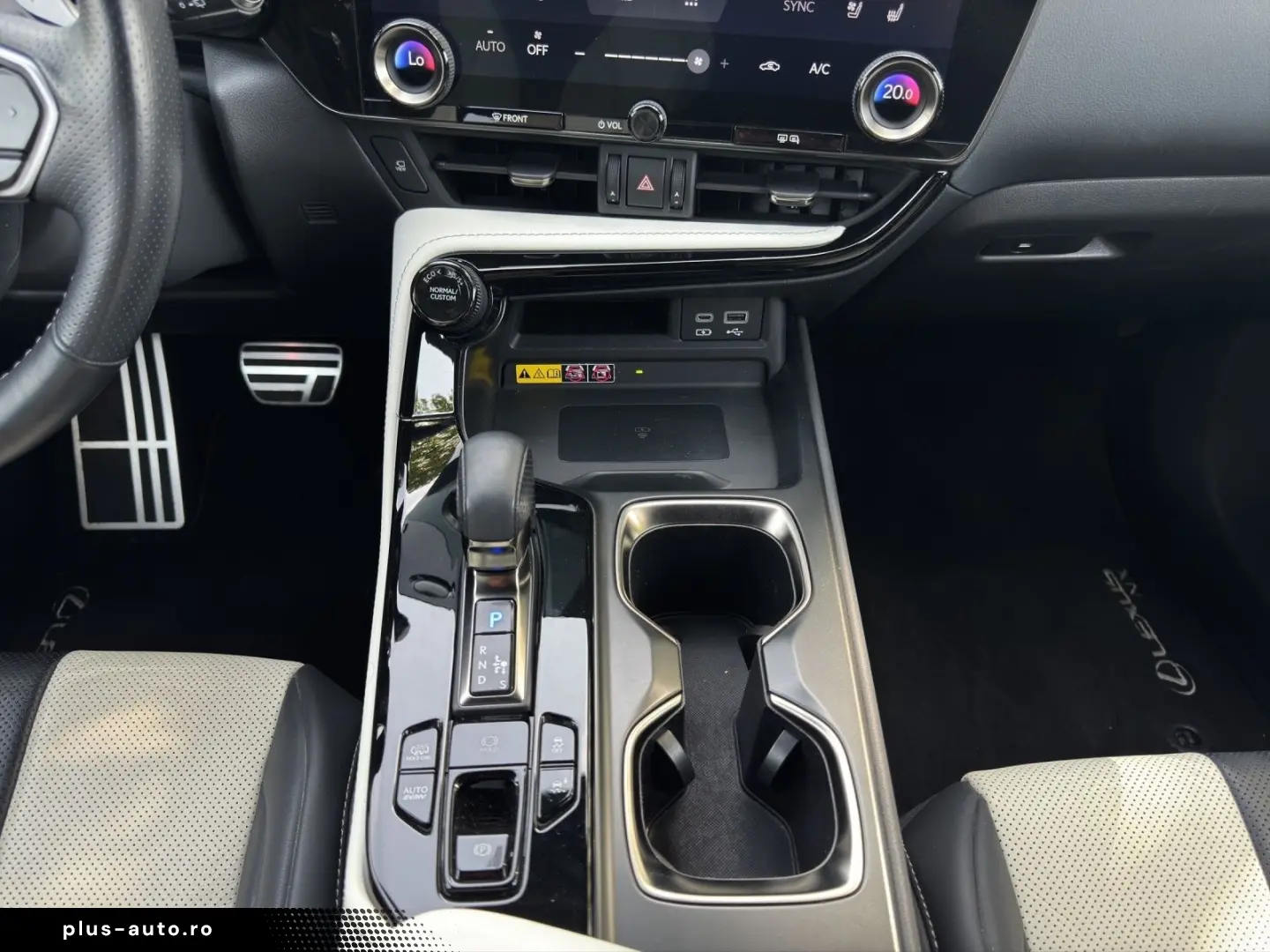 LEXUS NX 2022 — imagine 14