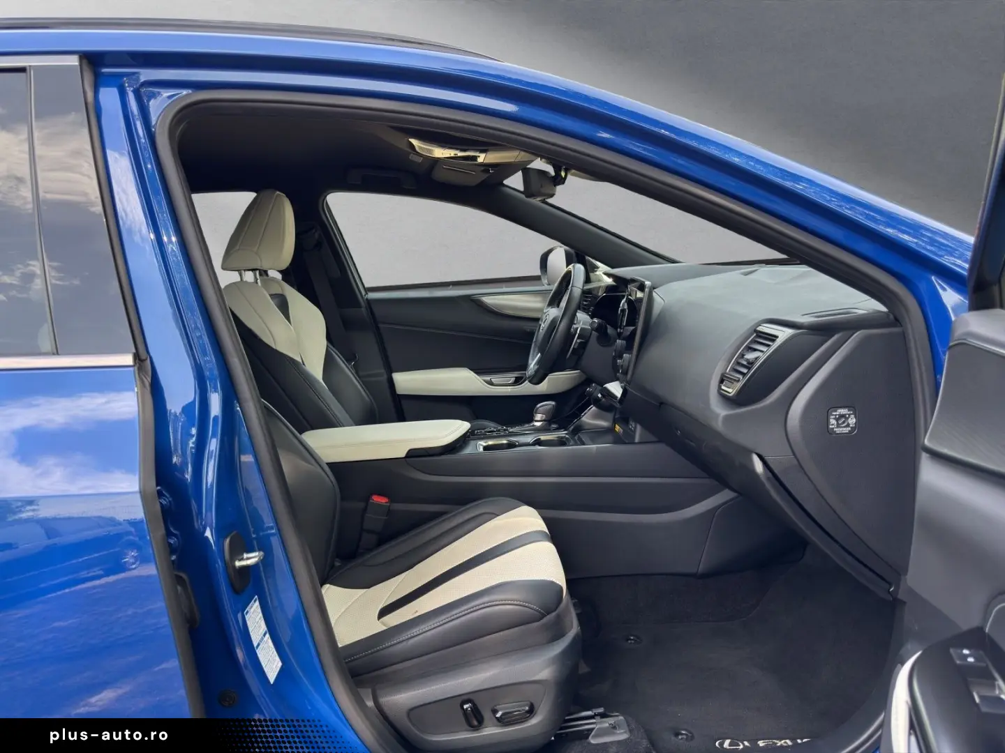 LEXUS NX 2022 — imagine 18