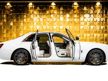 Rolls-Royce Ghost   Shooting Star  TV  HUD  Massage
