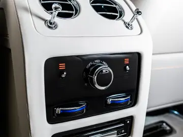 Rolls-Royce Ghost   Shooting Star  TV  HUD  Massage