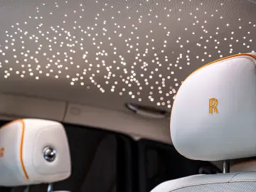 Rolls-Royce Ghost   Shooting Star  TV  HUD  Massage