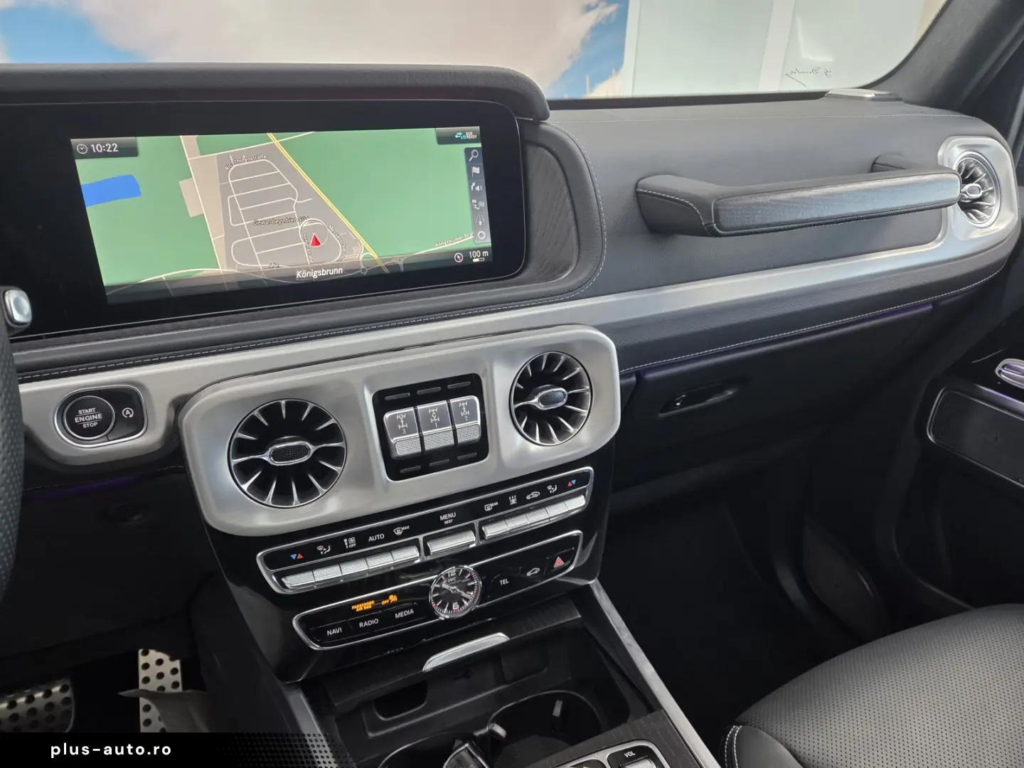 MERCEDES-BENZ G-Class 2023 — imagine 10