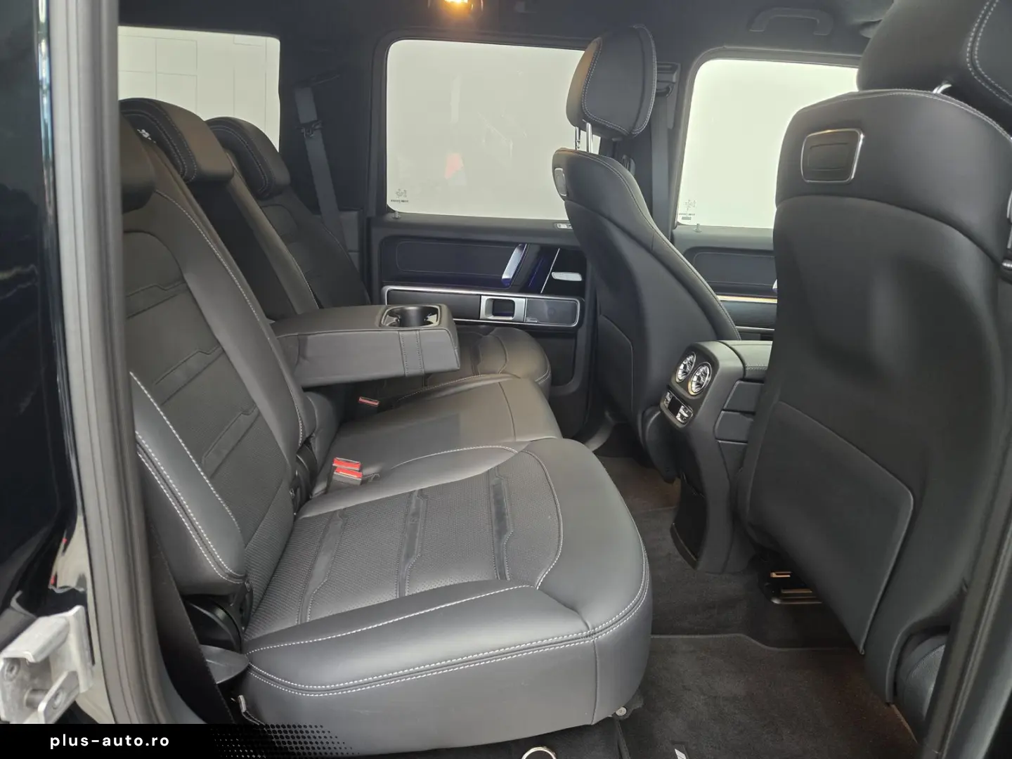 MERCEDES-BENZ G-Class 2023 — imagine 23