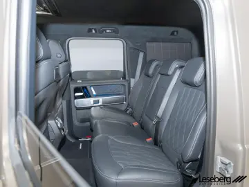 MERCEDES-BENZ G 63 AMG Superior Multibeam SD Night Burmester
