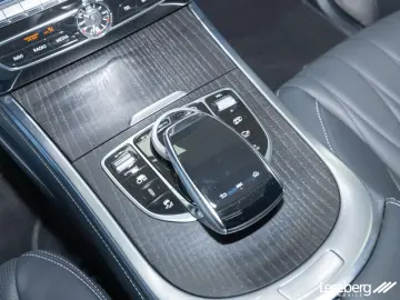 MERCEDES-BENZ G 63 AMG Superior Multibeam SD Night Burmester