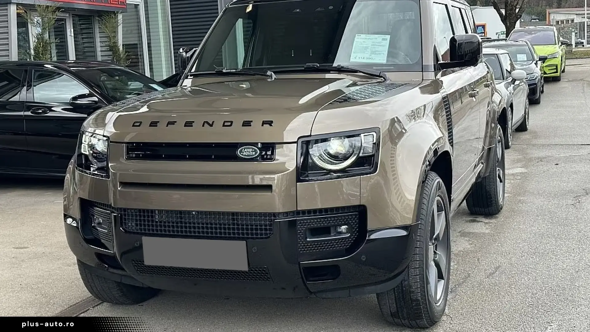 Land Rover Defender 110 D300 AWD   Finanțare Leasing