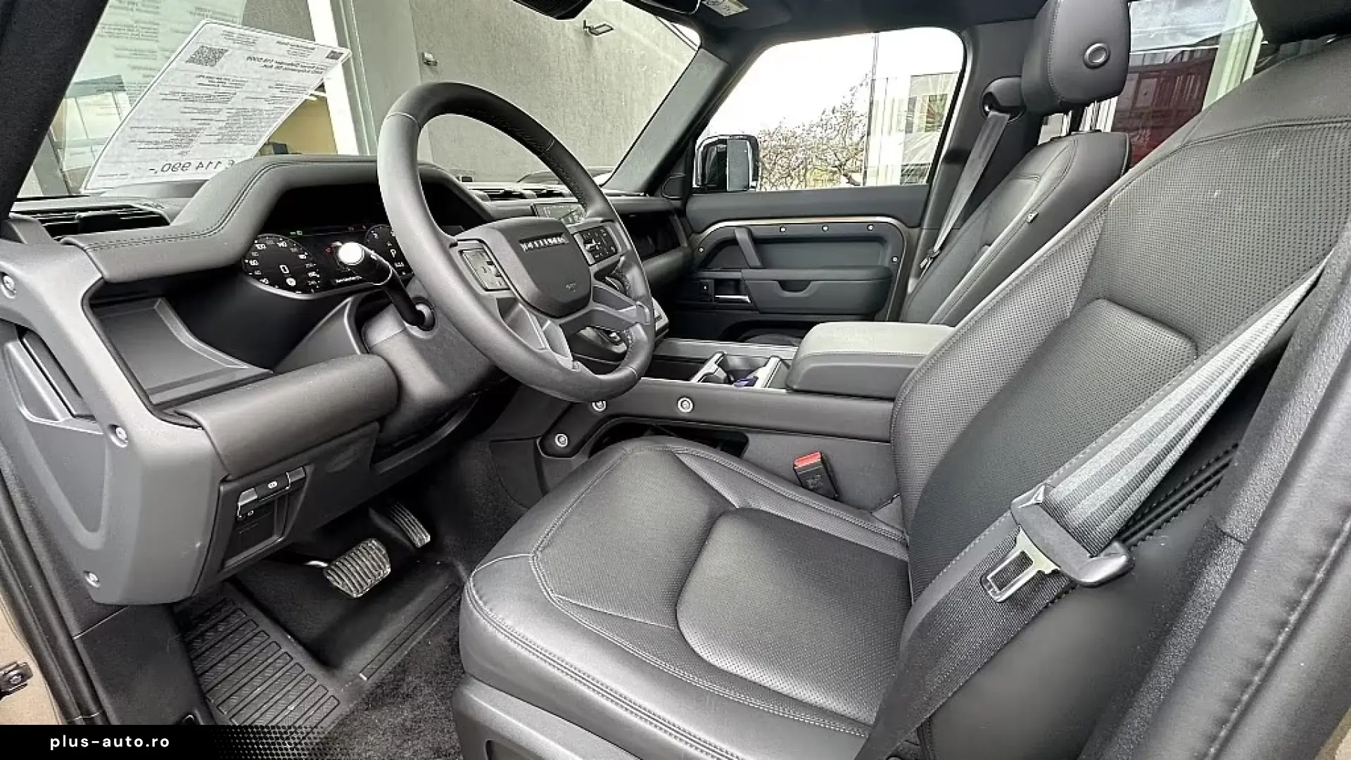 Land Rover Defender 110 D300 AWD   Finanțare Leasing