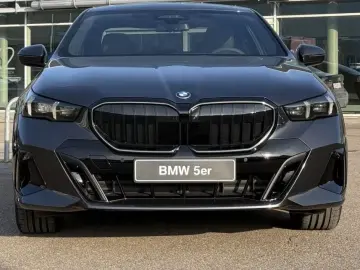 BMW 530 e xDrive Limo M Sport Pro B&W AHK